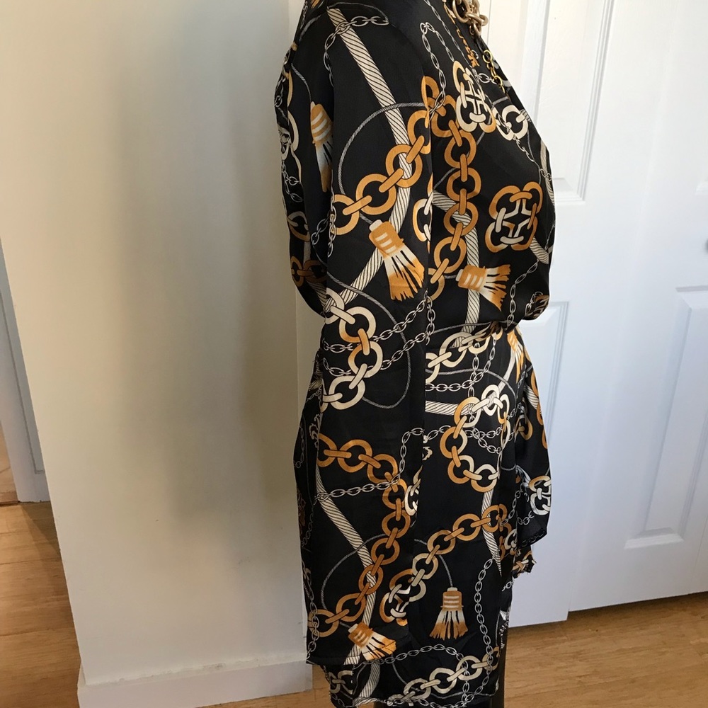 Black Chain-Print Wrap Midi Dress - Picture 7 of 13